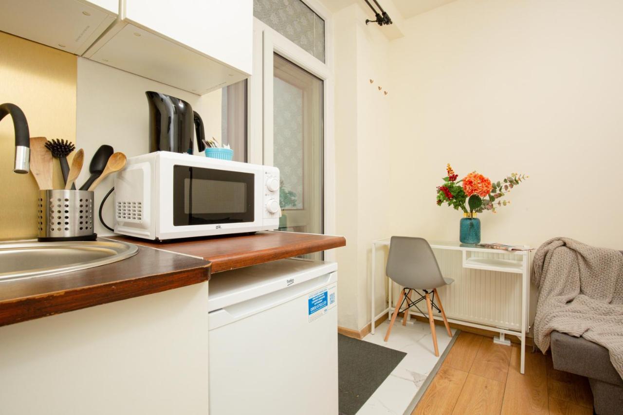 Micro Apartment Miaczynska By Noclegi Renters Varşova Dış mekan fotoğraf